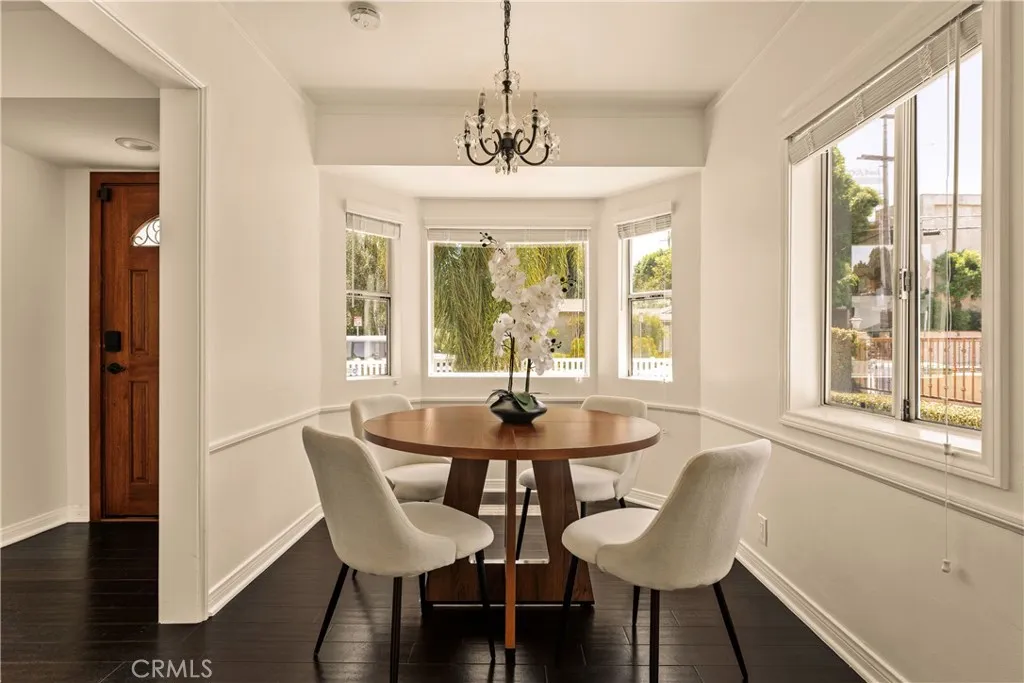 15233 Camarillo Street, Sherman Oaks, California 91403 home-pic-3